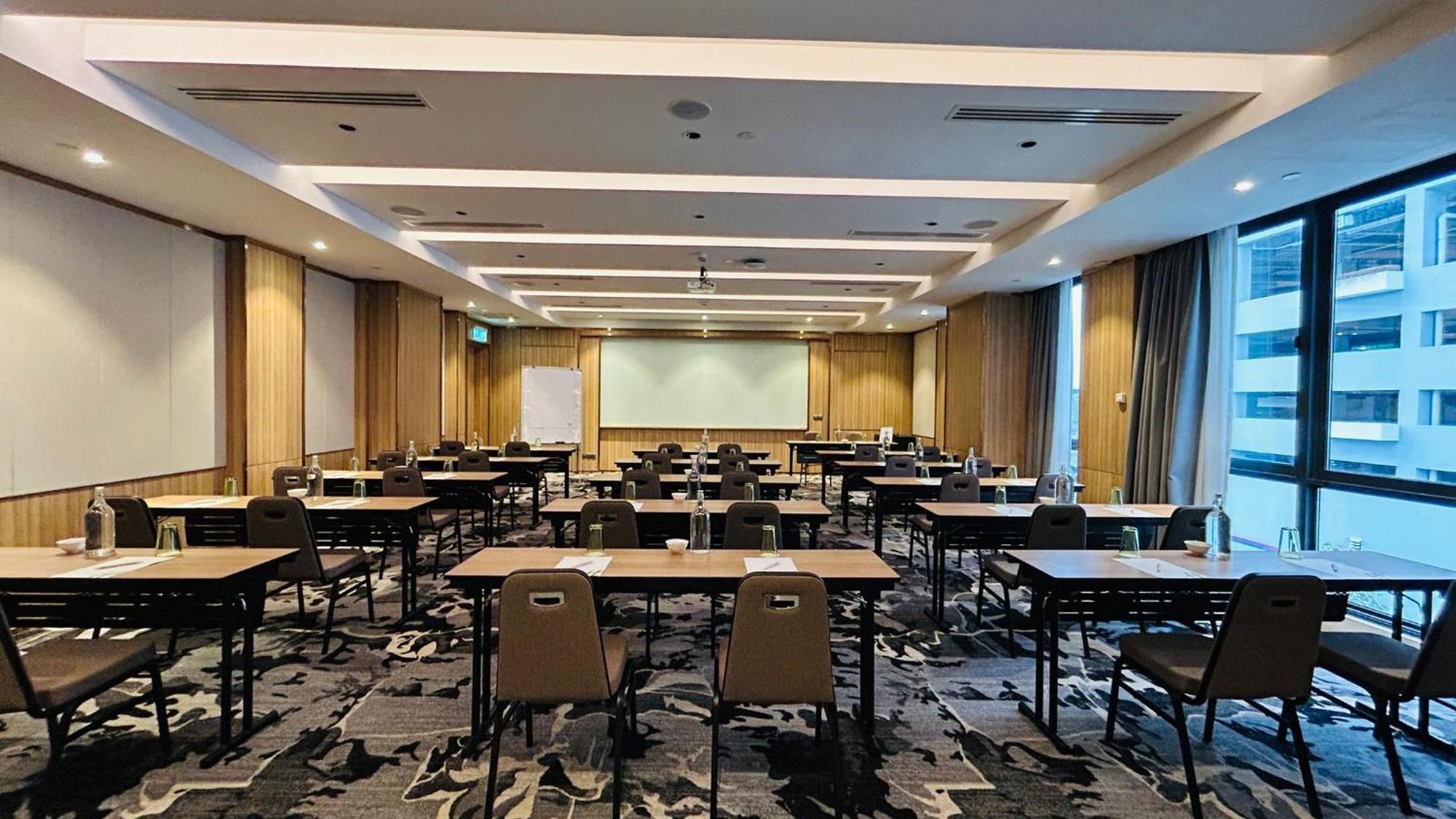 Holiday Inn Sepang - Airport Exterior foto